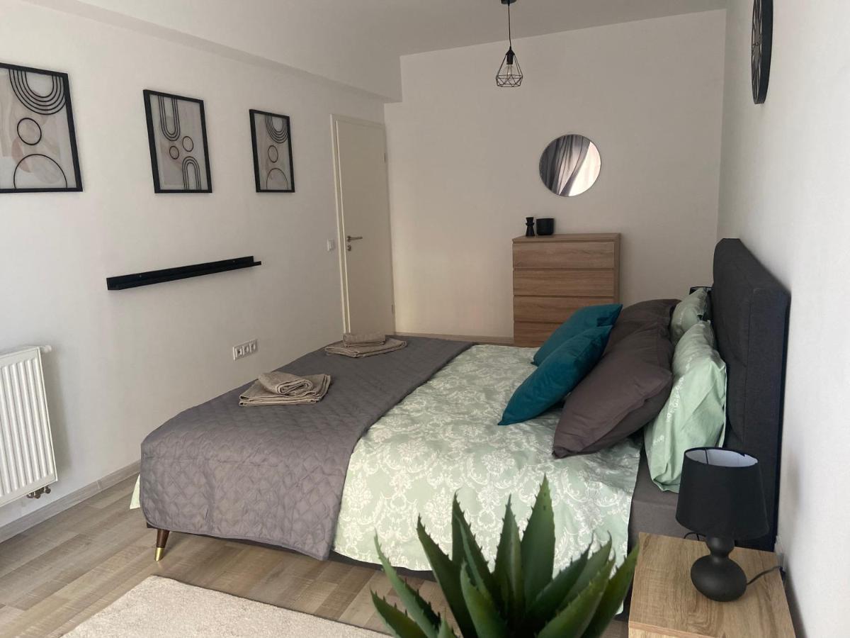 Divany Apartaments - Coresi Mall Brassó Kültér fotó