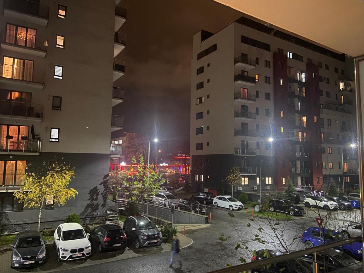 Divany Apartaments - Coresi Mall Brassó Kültér fotó